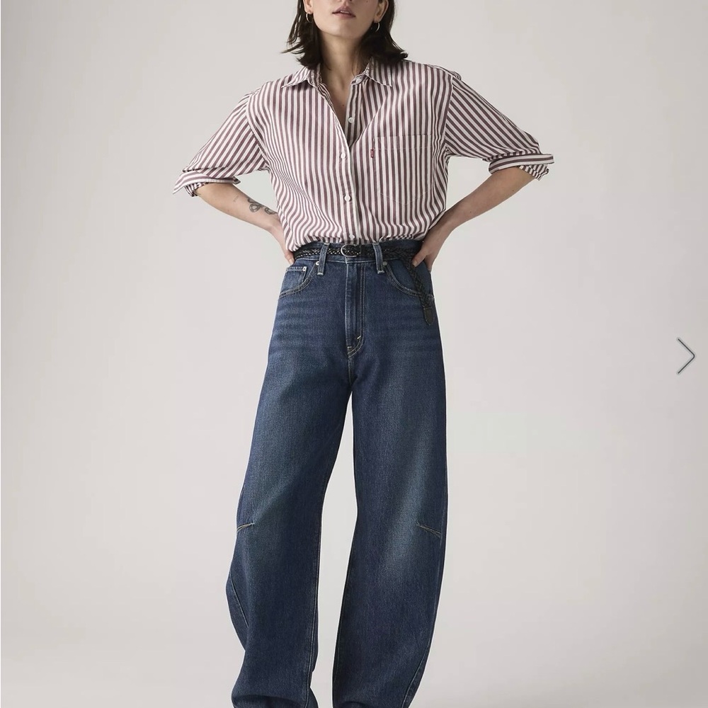 Levi Women’s Cinch Barrel Jeans